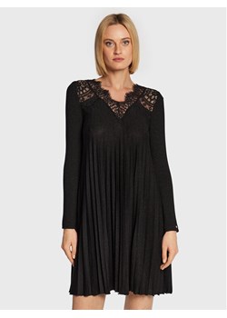 Nissa Sukienka koktajlowa RC13568 Czarny Regular Fit ze sklepu MODIVO w kategorii Sukienki - zdjęcie 150476579