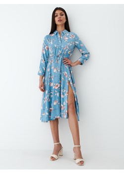 Mohito - Sukienka koszulowa midi z rozcięciem z boku - Niebieski ze sklepu Mohito w kategorii Sukienki - zdjęcie 150591377