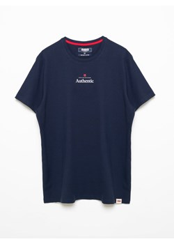 Koszulka męska z linii Authentic z nadrukiem granatowa Techmunen 403 ze sklepu Big Star w kategorii T-shirty męskie - zdjęcie 150592729