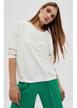 Luźna bluza w kolorze kremowym z ozdobnym napisem 4007, Kolor cream, Rozmiar XS, Moodo ze sklepu Primodo w kategorii Bluzy damskie - zdjęcie 150634115
