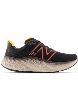 Buty męskie New Balance Fresh Foam More v4 MMORCK4 – czarne ze sklepu New Balance Poland w kategorii Buty sportowe męskie - zdjęcie 150695167