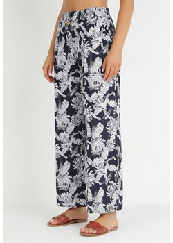 Granatowe Szerokie Spodnie w Kwiaty Trizia ze sklepu Born2be Odzież w kategorii Spodnie damskie - zdjęcie 150881238