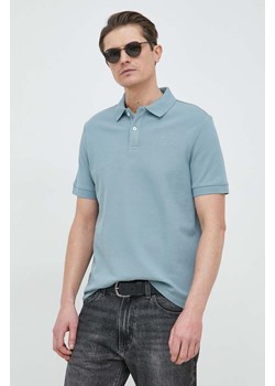 Guess polo bawełniane kolor niebieski gładki ze sklepu ANSWEAR.com w kategorii T-shirty męskie - zdjęcie 150902336