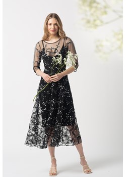 Czarna sukienka haftowana z rękawem ¾ Ramirya ze sklepu Lidia Kalita w kategorii Sukienki - zdjęcie 150911498