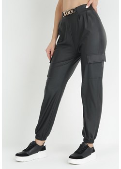 Czarne Spodnie Joggery z Łańcuchem Meriam ze sklepu Born2be Odzież w kategorii Spodnie damskie - zdjęcie 151022859