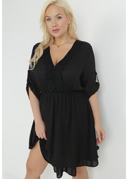 Czarna Rozkloszowana Sukienka Mini z Ozdobnym Dekoltem i Gumką w Pasie Braely ze sklepu Born2be Odzież w kategorii Sukienki - zdjęcie 151050077