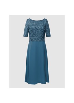 Sukienka koktajlowa z koronkowym obszyciem ze sklepu Peek&Cloppenburg  w kategorii Sukienki - zdjęcie 151124365