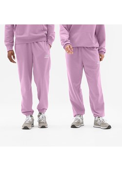 Spodnie unisex New Balance UP21500LLC – różowe ze sklepu New Balance Poland w kategorii Spodnie męskie - zdjęcie 151143987