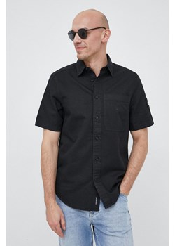 Calvin Klein Jeans koszula z domieszką lnu kolor czarny regular z kołnierzykiem klasycznym ze sklepu ANSWEAR.com w kategorii Koszule męskie - zdjęcie 152031567