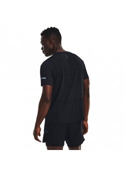 Męska koszulka do biegania Under Armour UA SEAMLESS STRIDE SS - czarna ze sklepu Sportstylestory.com w kategorii T-shirty męskie - zdjęcie 152189415