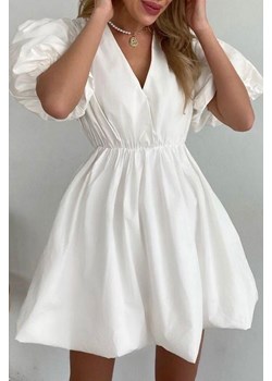 Sukienka KELMOSA WHITE ze sklepu Ivet Shop w kategorii Sukienki - zdjęcie 152213966