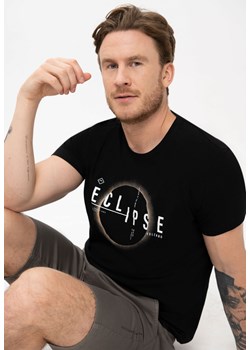 Klasyczna koszulka z krótkim rękawem T-ECLIPSE ze sklepu Volcano.pl w kategorii T-shirty męskie - zdjęcie 152391077