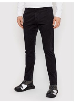Hugo Spodnie materiałowe David204d 50437976 Czarny Slim Fit ze sklepu MODIVO w kategorii Spodnie męskie - zdjęcie 152506056