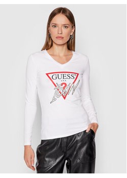 Guess Bluzka Icon W1BI21 J1311 Biały Regular Fit ze sklepu MODIVO w kategorii Bluzki damskie - zdjęcie 152509366