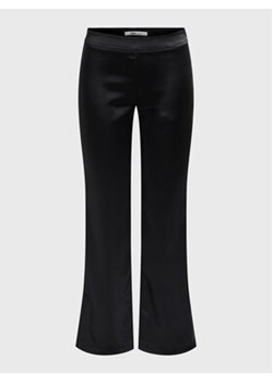 ONLY Spodnie materiałowe Paige-Mayra 15275725 Czarny Flare Fit ze sklepu MODIVO w kategorii Spodnie damskie - zdjęcie 152523865