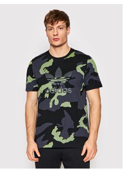 adidas T-Shirt Graphics Camo HC7187 Kolorowy Regular Fit ze sklepu MODIVO w kategorii T-shirty męskie - zdjęcie 152543548