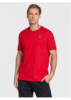 Le Coq Sportif T-Shirt 2120203 Czerwony Regular Fit ze sklepu MODIVO w kategorii T-shirty męskie - zdjęcie 152548115
