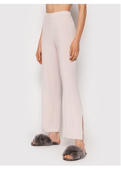 Calvin Klein Underwear Spodnie piżamowe 000QS6640E Różowy Regular Fit ze sklepu MODIVO w kategorii Piżamy damskie - zdjęcie 152552142