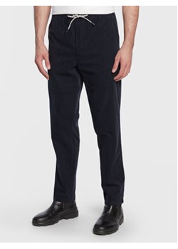 Sisley Spodnie materiałowe 4JPMSF017 Granatowy Relaxed Fit ze sklepu MODIVO w kategorii Spodnie męskie - zdjęcie 152558997