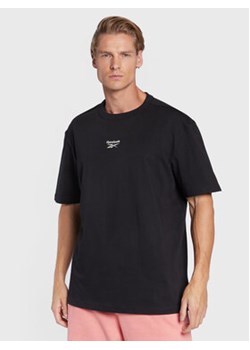 Reebok T-Shirt Classics Small Vector HI4604 Czarny Oversize ze sklepu MODIVO w kategorii T-shirty męskie - zdjęcie 152564157