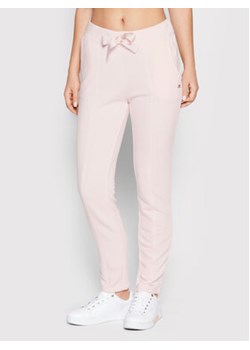 JOOP! Spodnie dresowe 58 Jw222je126 30031762 Różowy Regular Fit ze sklepu MODIVO w kategorii Spodnie damskie - zdjęcie 152577939