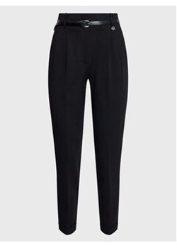 Please Spodnie materiałowe P493MVIOLA Czarny Regular Fit ze sklepu MODIVO w kategorii Spodnie damskie - zdjęcie 152590687