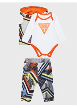 Guess Komplet kamizelka, body i spodnie dresowe P3RG01 KA6W0 Kolorowy Regular Fit ze sklepu MODIVO w kategorii Odzież dla niemowląt - zdjęcie 152593977