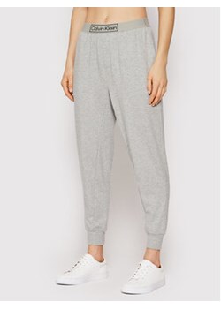 Calvin Klein Underwear Spodnie piżamowe 000QS6802E Szary Regular Fit ze sklepu MODIVO w kategorii Piżamy damskie - zdjęcie 152597499