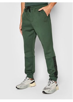 Fila Spodnie dresowe Omer 683479 Zielony Regular Fit ze sklepu MODIVO w kategorii Spodnie męskie - zdjęcie 152605385