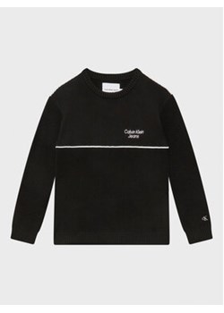 Calvin Klein Jeans Sweter Piping Stack Logo IB0IB01363 Czarny Regular Fit ze sklepu MODIVO w kategorii Bluzy chłopięce - zdjęcie 152626829