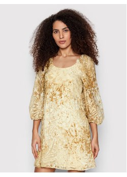 Sisley Sukienka koktajlowa 49O6LV00H Beżowy Regular Fit ze sklepu MODIVO w kategorii Sukienki - zdjęcie 152636917