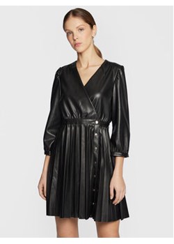 NAF NAF Sukienka z imitacji skóry Emani THNR59A Czarny Regular Fit ze sklepu MODIVO w kategorii Sukienki - zdjęcie 152644495