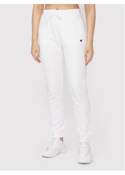 Champion Spodnie dresowe Logo 115486 Biały Regular Fit ze sklepu MODIVO w kategorii Spodnie damskie - zdjęcie 152693567