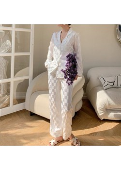 Satynowa piżama damska w szachownicę - Biały / XS ze sklepu Valetta.pl w kategorii Piżamy damskie - zdjęcie 152971418