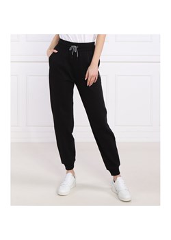 Armani Exchange Spodnie dresowe | Regular Fit ze sklepu Gomez Fashion Store w kategorii Spodnie damskie - zdjęcie 152979877