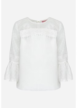 Biała Bluzka z Koronkowymi Wstawkami i Rozszerzanymi Rękawami Maniya ze sklepu Born2be Odzież w kategorii Bluzki dziewczęce - zdjęcie 152993577
