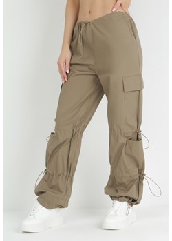 Beżowe Spodnie Spadochronowe ze Stoperami w Talii i na Nogawkach Titalia ze sklepu Born2be Odzież w kategorii Spodnie damskie - zdjęcie 153022985
