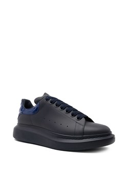 Alexander McQueen Skórzane sneakersy LARRY ze sklepu Gomez Fashion Store w kategorii Buty sportowe męskie - zdjęcie 153053468