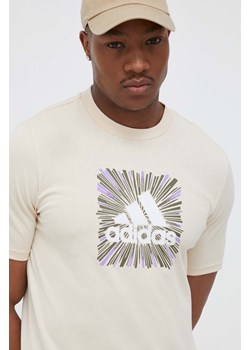 adidas t-shirt męski kolor beżowy z nadrukiem ze sklepu ANSWEAR.com w kategorii T-shirty męskie - zdjęcie 153169527
