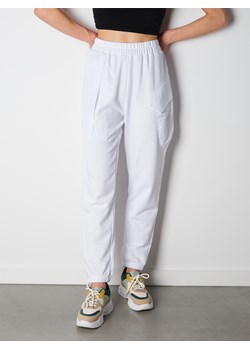 GATE Jednokolorowe spodnie dresowe z kieszeniami XS ze sklepu gateshop w kategorii Spodnie damskie - zdjęcie 153171356