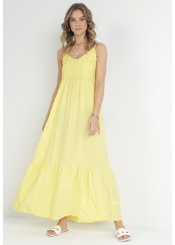 Żółta Sukienka Maxi z Ażurowym Dekoltem i Falbaną na Dole z Wiskozy Nelnin ze sklepu Born2be Odzież w kategorii Sukienki - zdjęcie 153197629