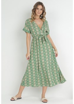 Zielona Sukienka Rozkloszowana z Gumką w Pasie Myricle ze sklepu Born2be Odzież w kategorii Sukienki - zdjęcie 153238955