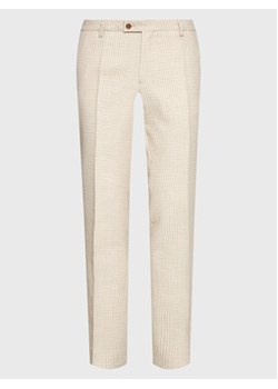 Carl Gross Spodnie materiałowe Paco 230053 Beżowy Slim Fit ze sklepu MODIVO w kategorii Spodnie męskie - zdjęcie 153248465