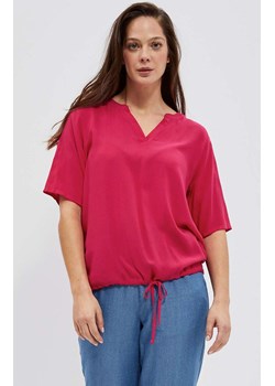 Bluzka damska z wiązaniem w kolorze czerwonym 4032, Kolor czerwony, Rozmiar XS, Moodo ze sklepu Primodo w kategorii Bluzki damskie - zdjęcie 153325057