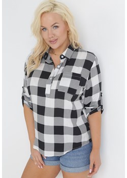 Czarno-Biała Wiskozowa Koszula w Kratkę z Guzikami przy Dekolcie Sifri ze sklepu Born2be Odzież w kategorii Koszule damskie - zdjęcie 153347605