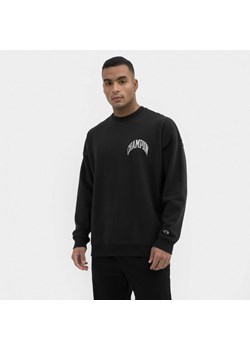 Męska bluza dresowa nierozpinana bez kaptura CHAMPION Rochester Hooded Sweatshirt - grafitowa ze sklepu Sportstylestory.com w kategorii Bluzy męskie - zdjęcie 153388498