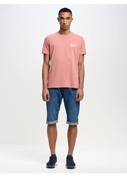 Koszulka męska z nadrukiem różowa Syrys 601 ze sklepu Big Star w kategorii T-shirty męskie - zdjęcie 153475068