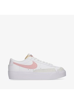 NIKE BLAZER LOW PLATFORM ze sklepu Sizeer w kategorii Buty sportowe damskie - zdjęcie 153476165