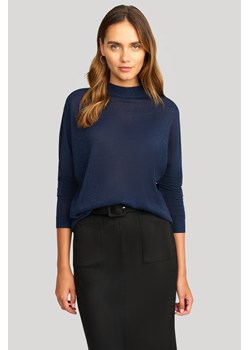 Elegancki sweter z połyskującą nitką ze sklepu Greenpoint.pl w kategorii Swetry damskie - zdjęcie 153554476