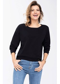 Luźna damska bluzka w kolorze czarnym L-MARBEL, Kolor czarny, Rozmiar S, Volcano ze sklepu Primodo w kategorii Bluzy damskie - zdjęcie 153574598
